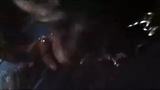 لقاء صريح في الخليج: قضيب أردني صلب وحلق سوري