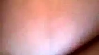 ولد يدخل علي خلته