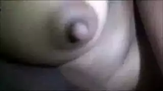 محامية شقراء تفتح فرجها لقضيب عميلها الكبير