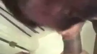 شاب قضيب كبي ينبك شاب وينهزم من شده الا