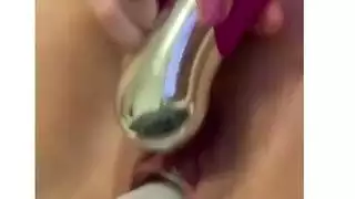 بنت مع اد زوجها